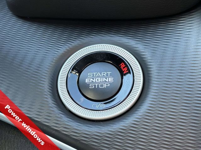 New 2025 Jeep Grand Cherokee Altitude image 23