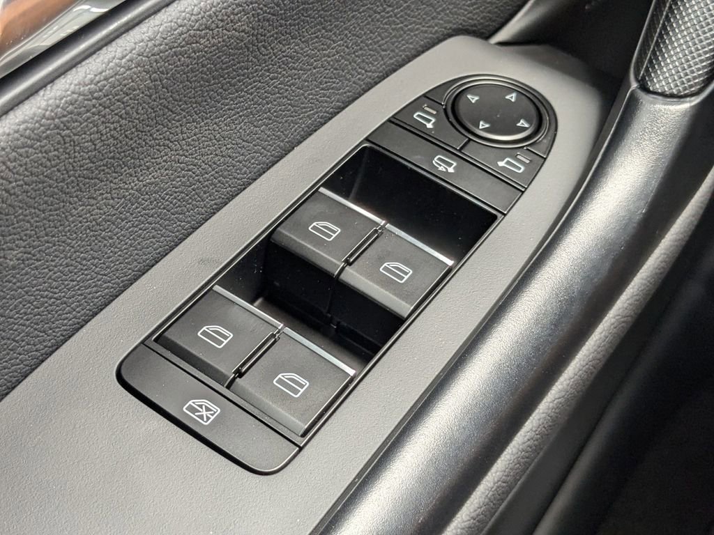 Certified 2025 MAZDA CX-50 2.5 Hybrid w/ Weather Package image 26