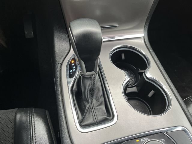 Used 2022 Jeep Grand Cherokee Laredo X image 24