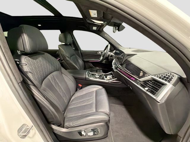 Used 2023 BMW X7 xDrive40i w/ Executive Package image 26