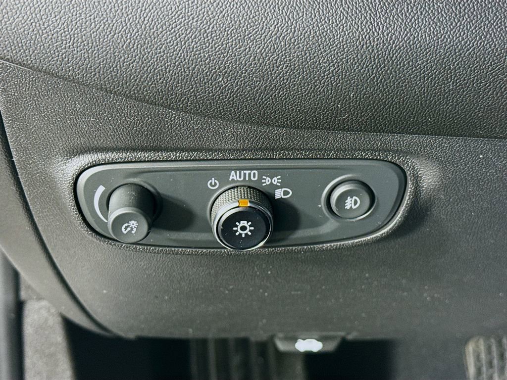Used 2024 Chevrolet Equinox Premier w/ Redline Edition AWD/4WD image 18