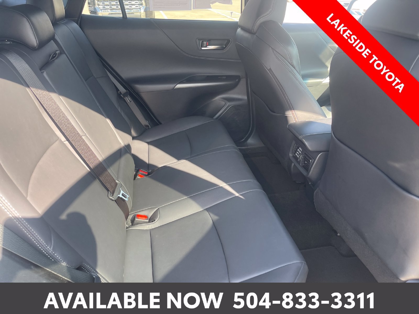 Used 2022 Toyota Venza XLE AWD/4WD image 18