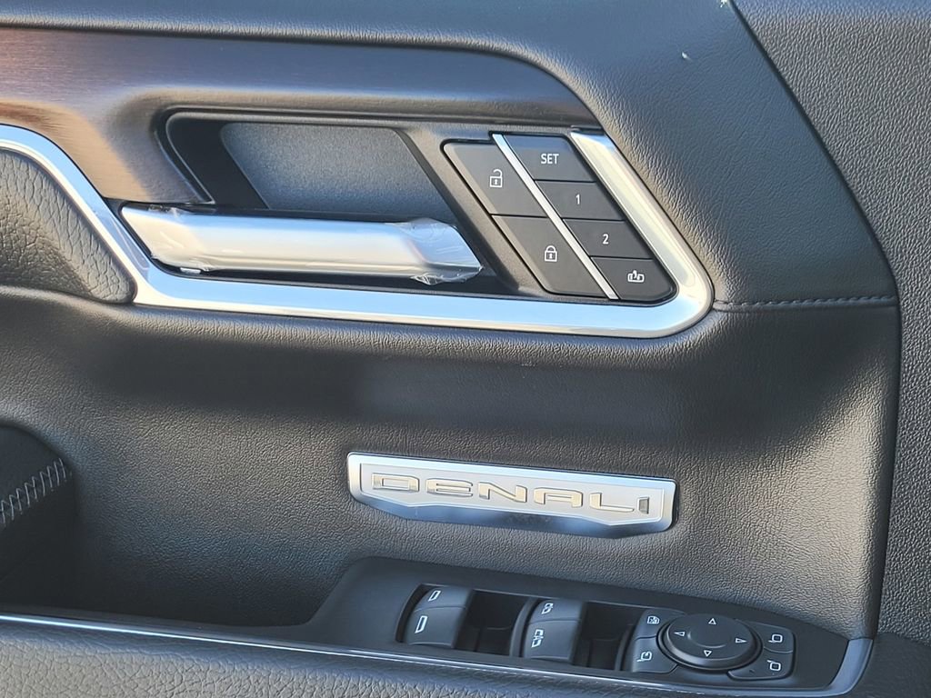 Used 2024 GMC Sierra 1500 Denali image 30