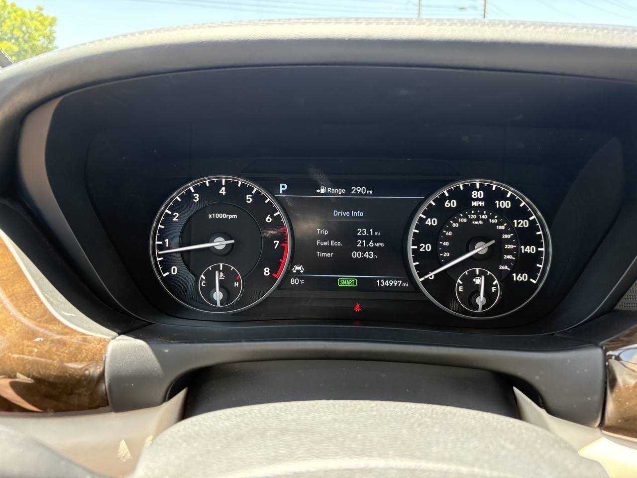 Used 2017 Genesis G90 3.3T Premium RWD image 21