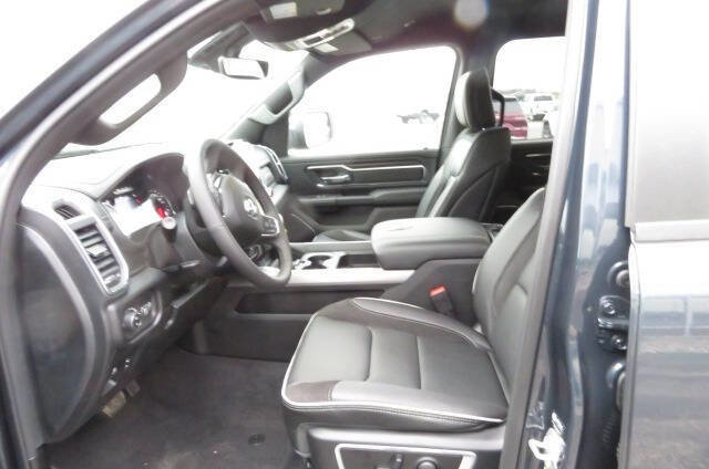 Used 2026 RAM 1500 Laramie w/ Off Road Group AWD/4WD image 13