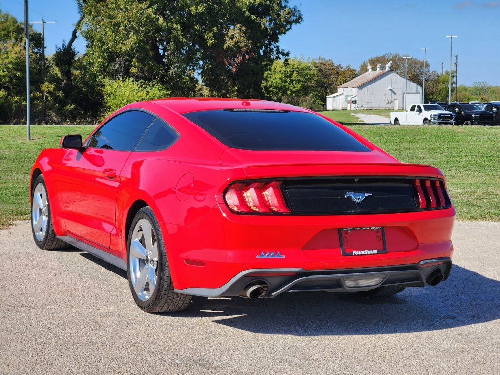 Used 2019 Ford Mustang Premium RWD image 5