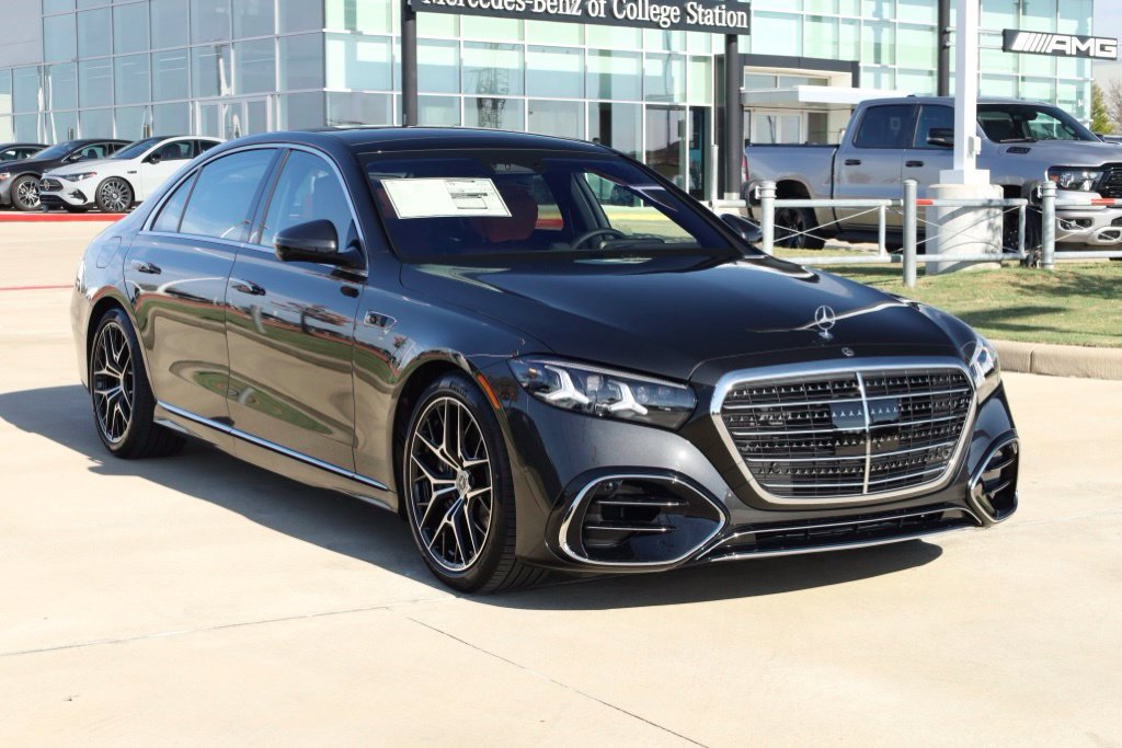 New 2027 Mercedes-Benz S 580 4MATIC Sedan image 3
