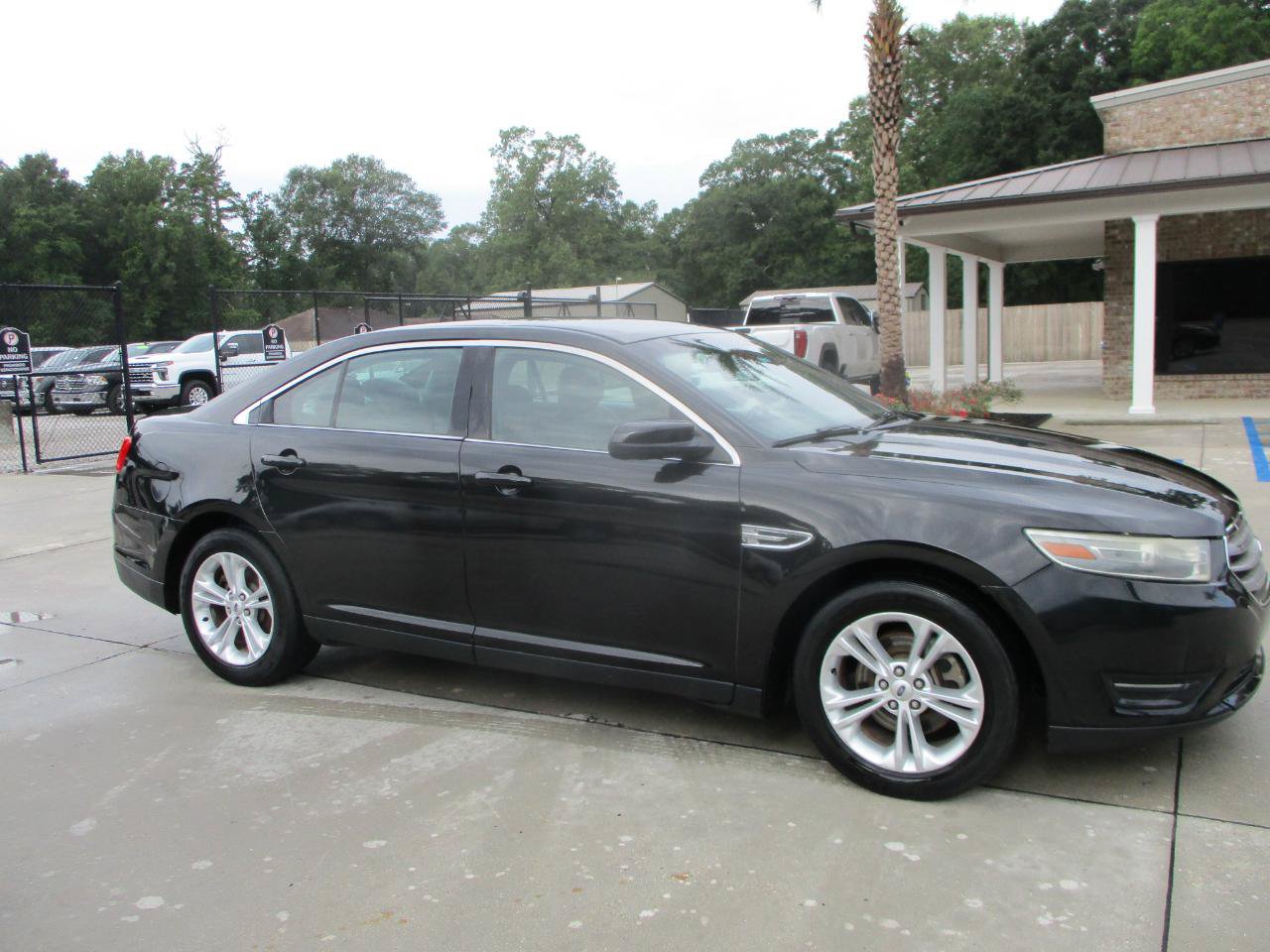 Used 2014 Volkswagen Passat TDI SEL Premium FWD image 17