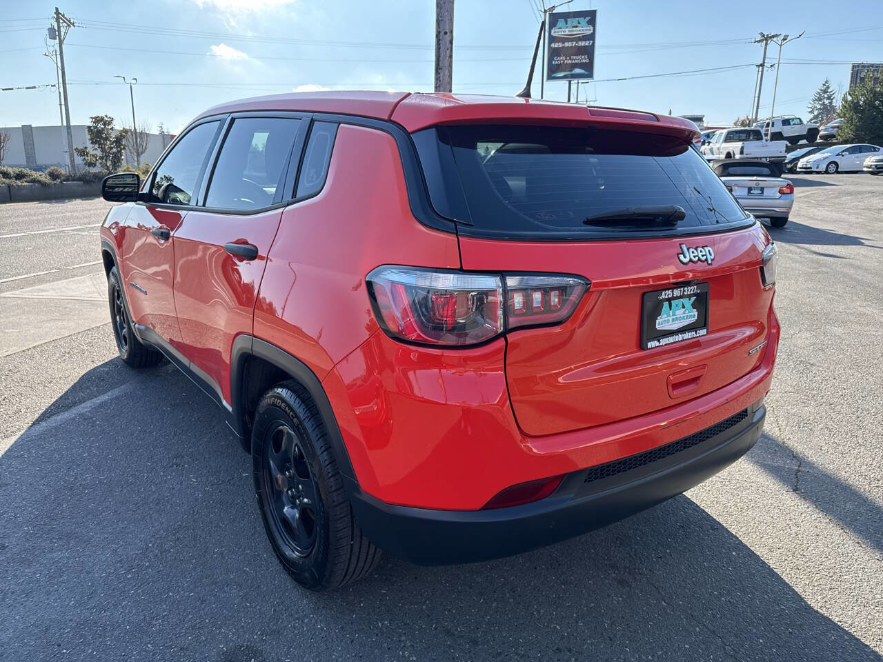Used 2018 Jeep Compass Sport FWD image 4