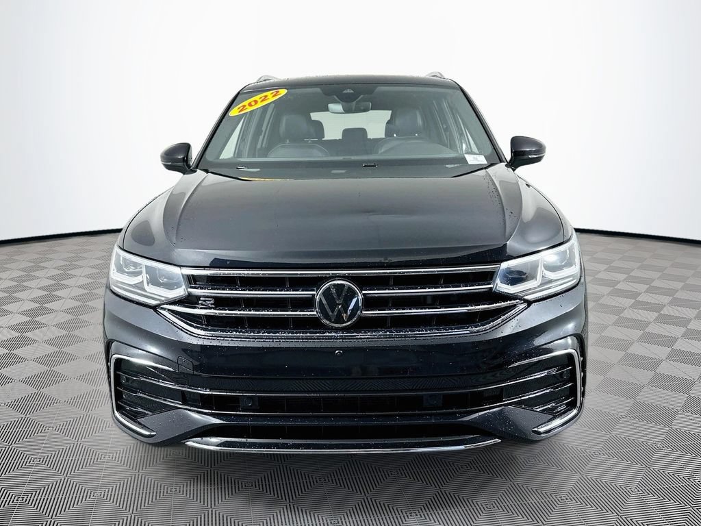 Used 2022 Volkswagen Tiguan SEL R-Line AWD/4WD image 3