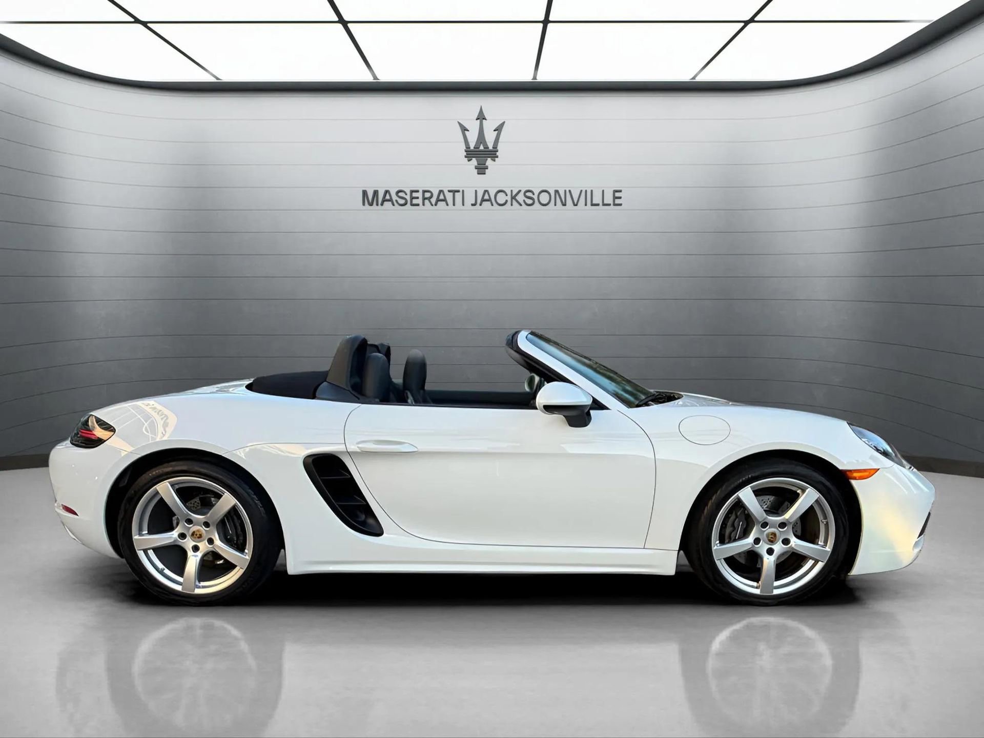 Used 2022 Porsche 718 Boxster image 5