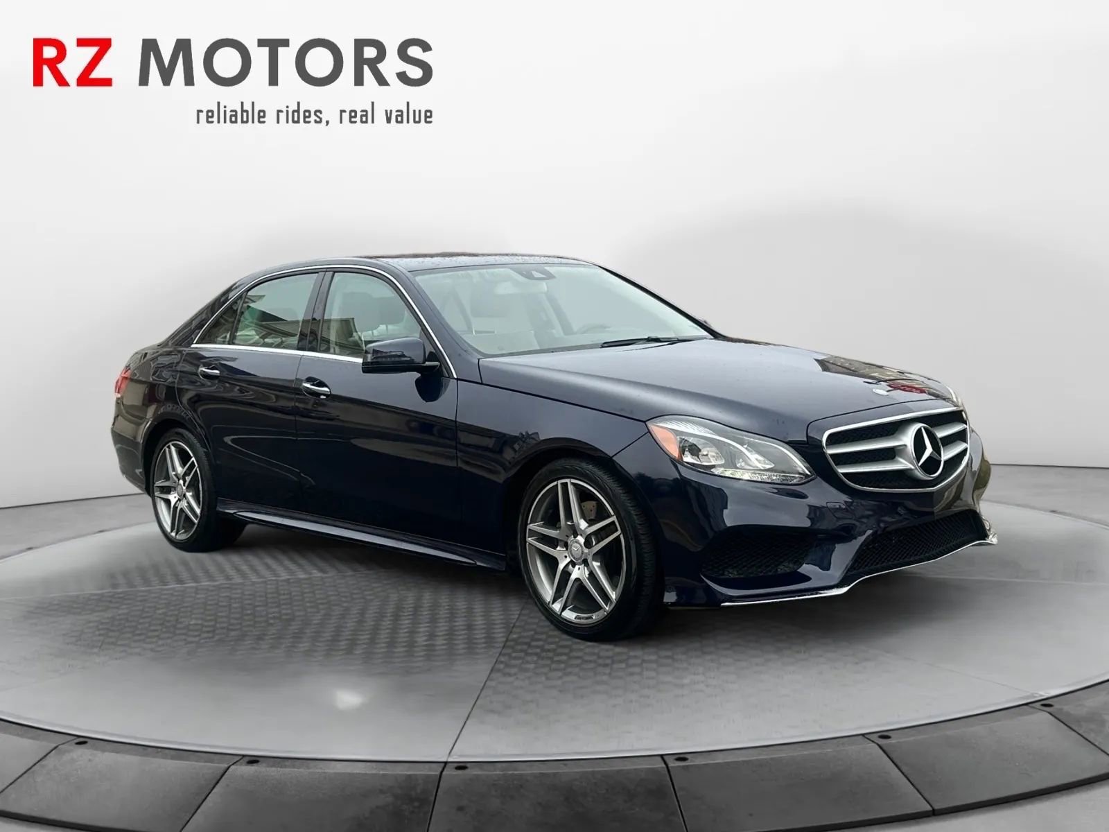 Used 2016 Mercedes-Benz E 350 4MATIC Sedan w/ Premium Package image 7