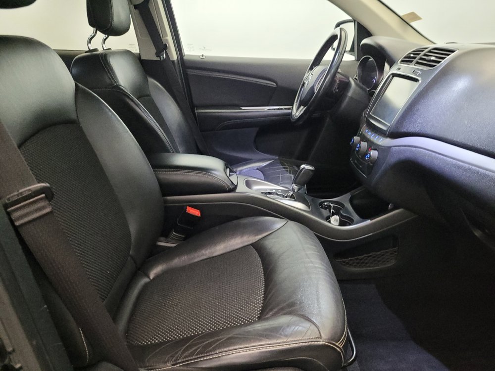 Used 2020 Dodge Journey Crossroad FWD image 21