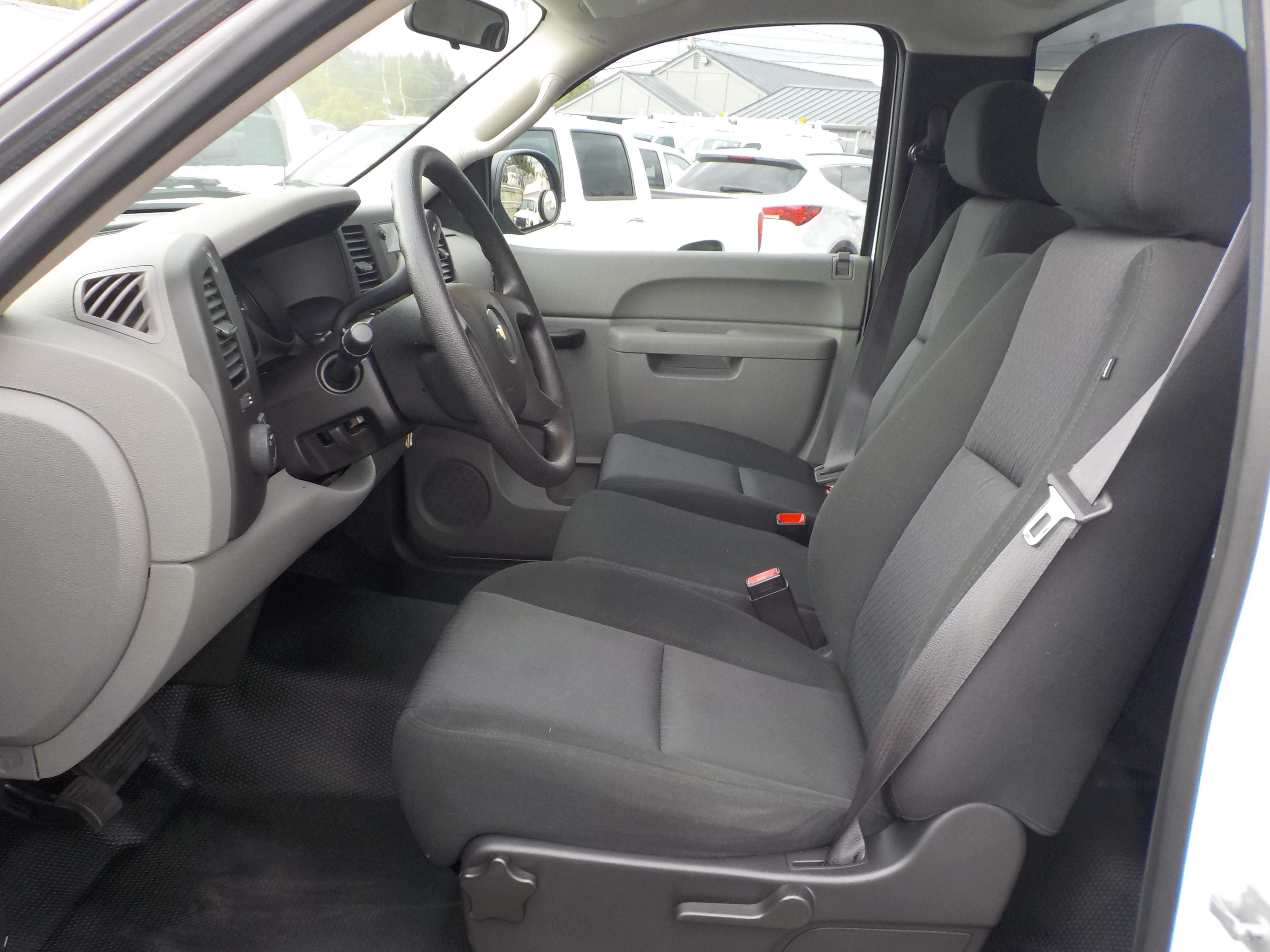 Used 2013 Chevrolet Silverado 1500 W/T RWD image 13