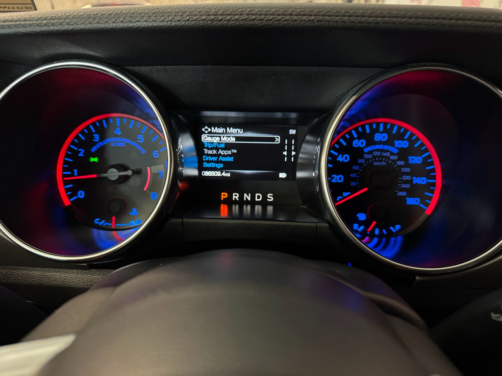 Used 2022 Ford Mustang Premium RWD image 31