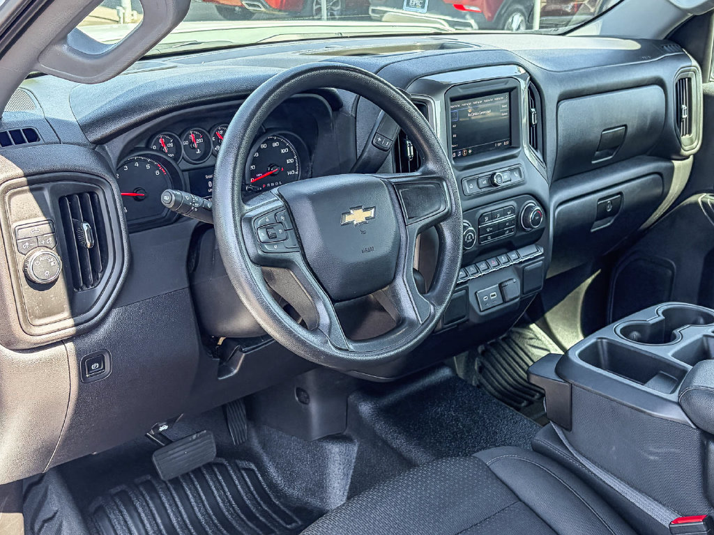Used 2025 Chevrolet Silverado 1500 W/T RWD image 10