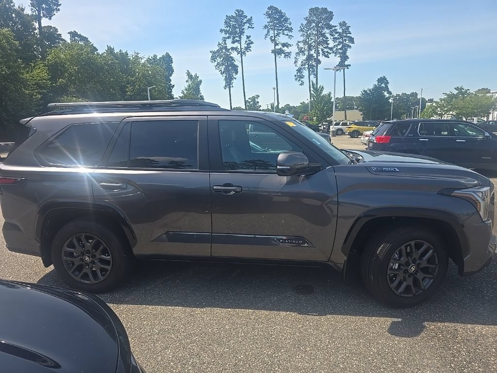 Used 2026 Toyota Sequoia Platinum AWD/4WD image 4