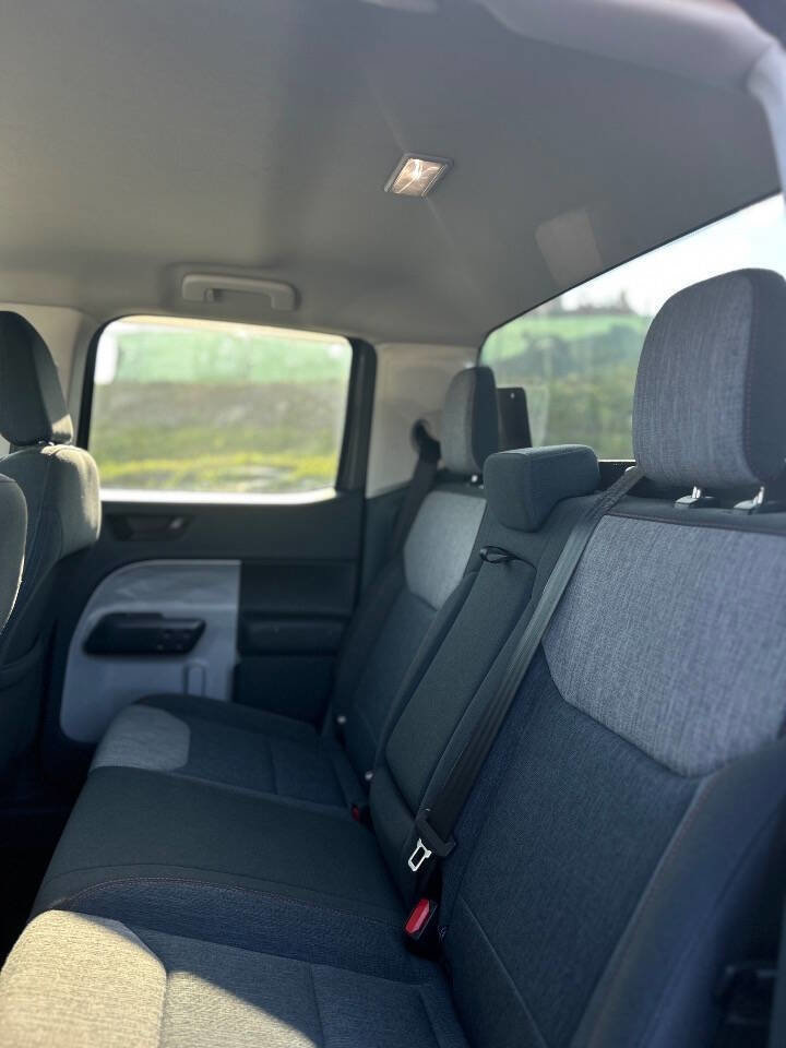 Used 2022 Ford Maverick XLT FWD image 13