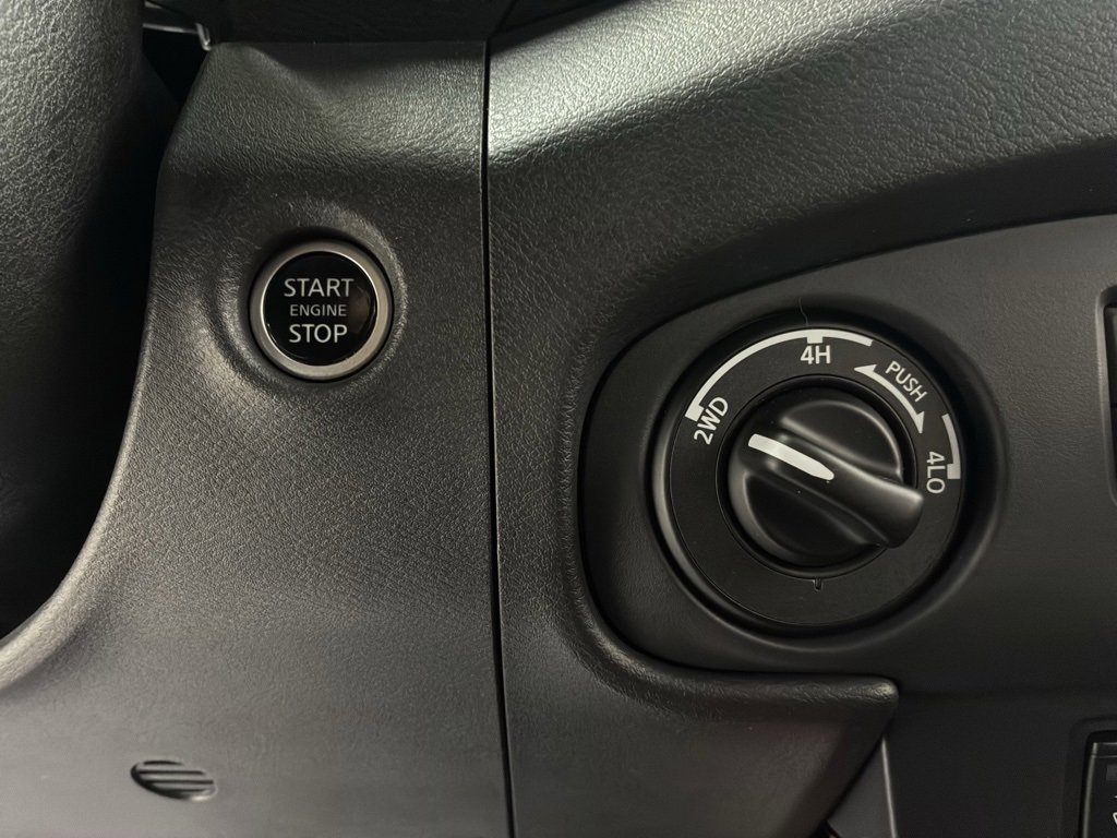 Used 2023 Nissan Frontier PRO-4X w/ Pro Convenience Package image 23