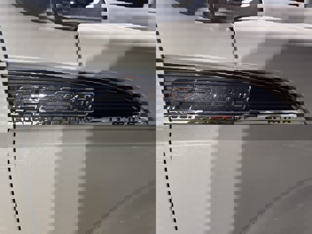 Used 2012 Ford F250 Lariat w/ Lariat Interior Pkg image 20