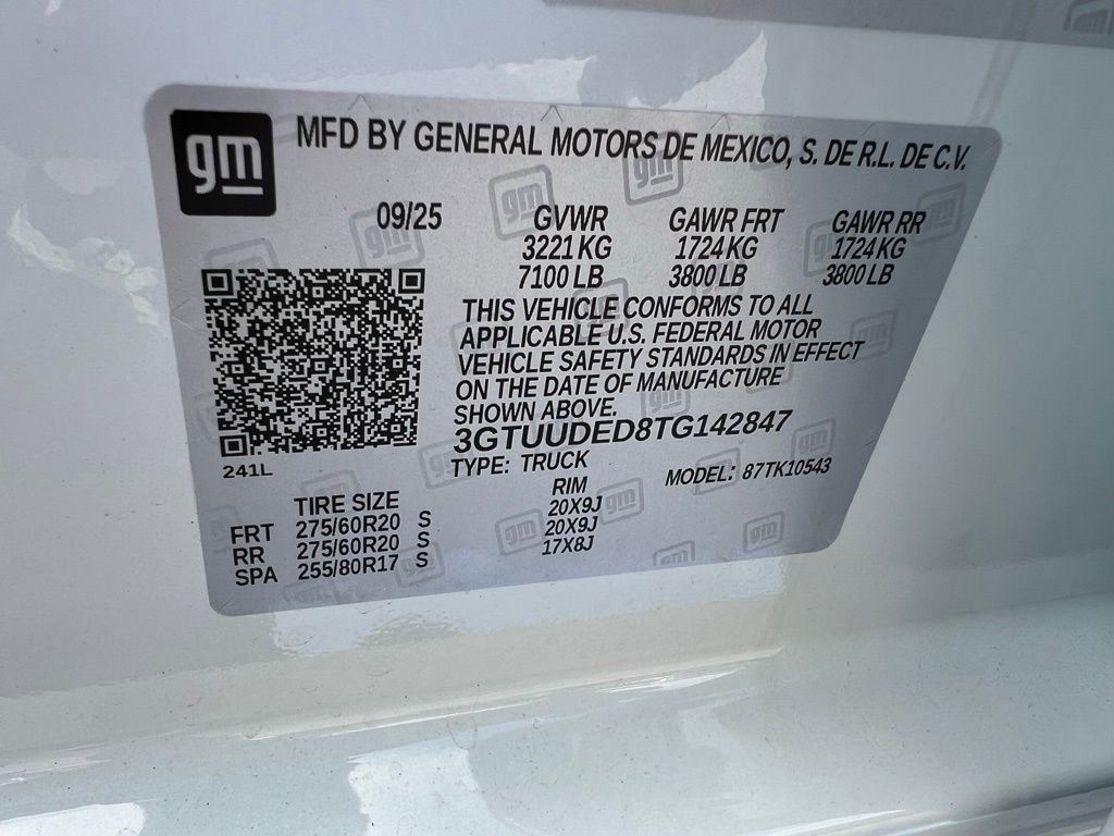 Used 2026 GMC Sierra 1500 SLT w/ SLT Premium Plus Package image 33