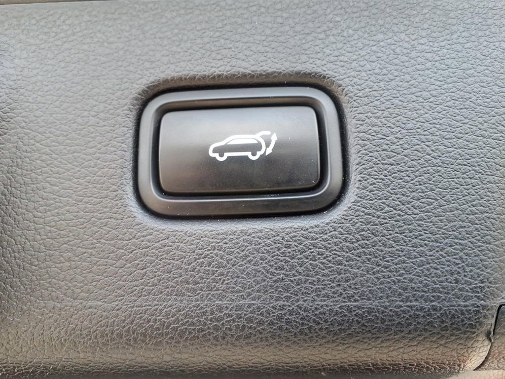 Used 2021 Hyundai Palisade SEL image 12