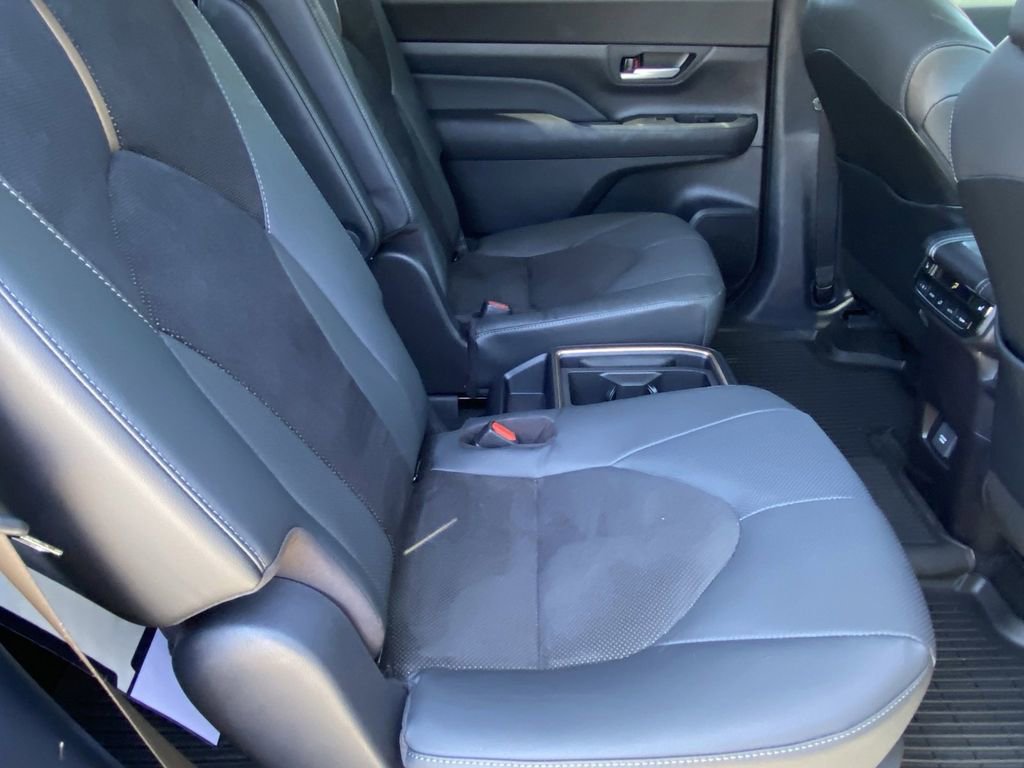 Certified 2026 Toyota Grand Highlander AWD Hybrid image 19