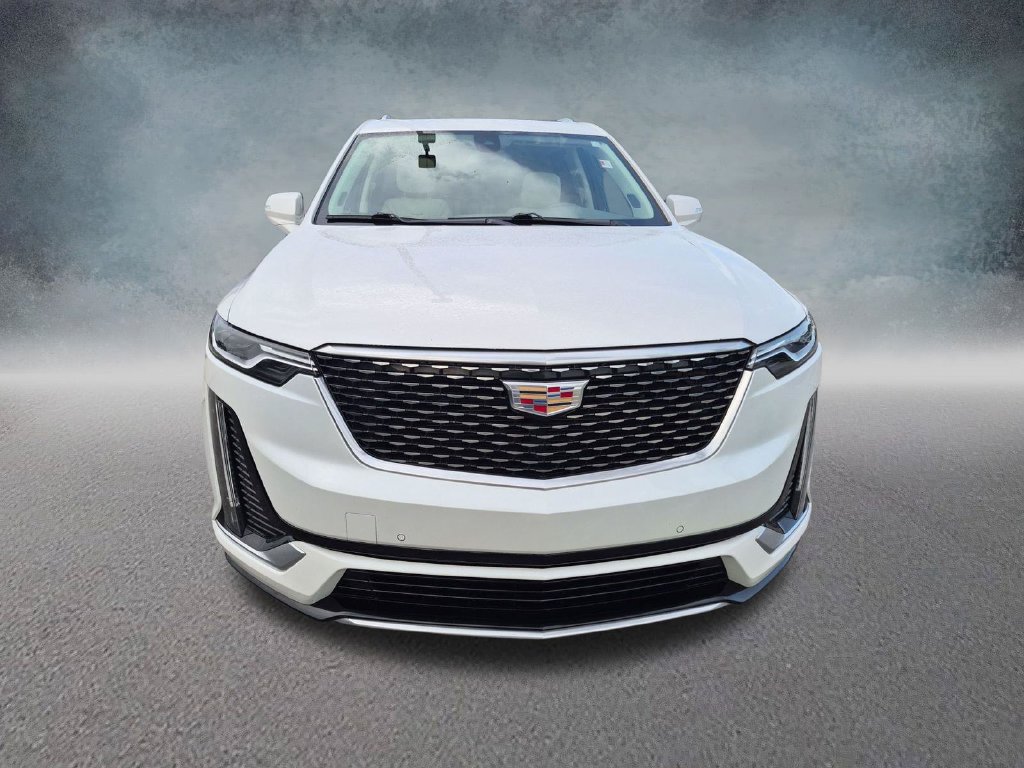 Certified 2025 Cadillac XT6 Premium Luxury w/ LPO, Floor Liner Package AWD/4WD image 6