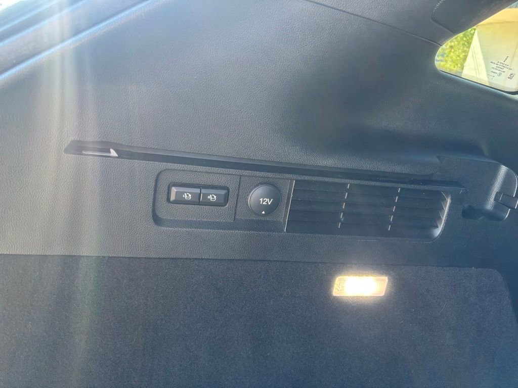 Used 2020 Lincoln Nautilus Reserve w/ Equipment Group 202A image 22