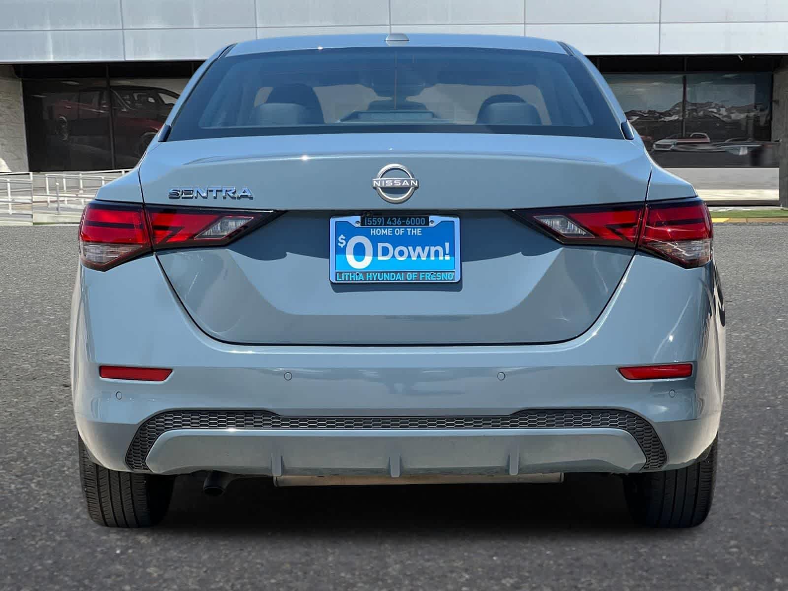 Used 2025 Nissan Sentra SV FWD image 8