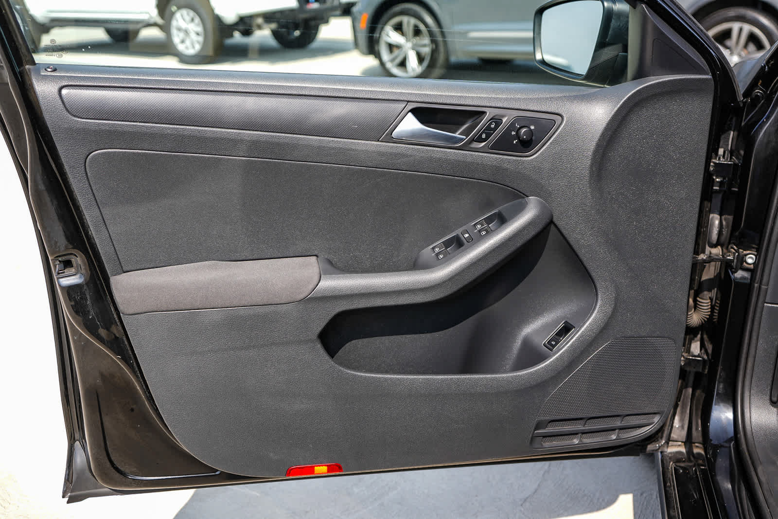 Used 2012 Volkswagen Jetta S FWD image 21