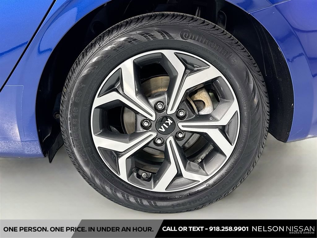 Used 2019 Kia Forte LXS FWD image 28