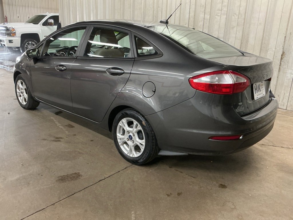 Used 2016 Ford Fiesta SE image 5