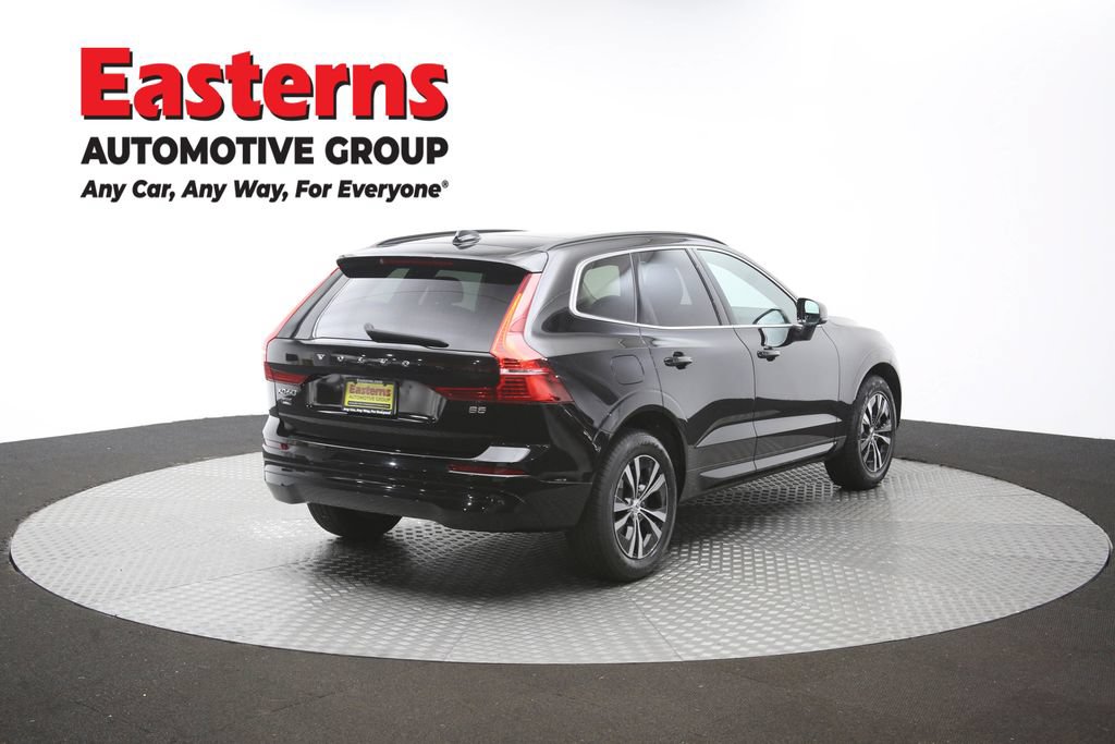 Used 2023 Volvo XC60 B5 Core FWD image 40