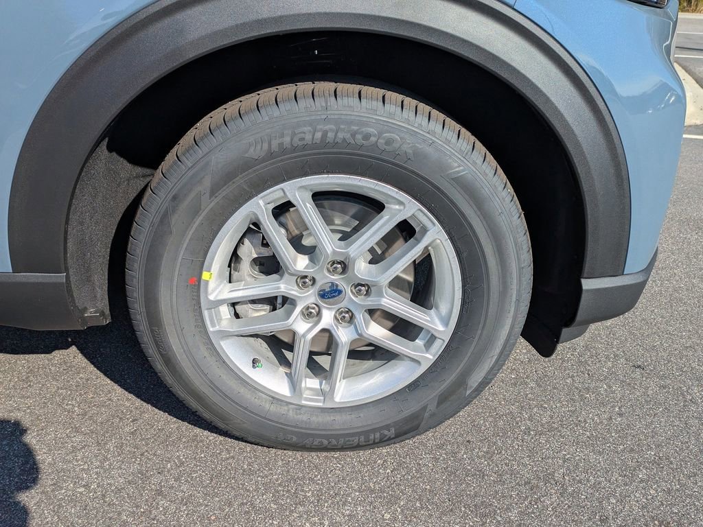 New 2026 Ford Explorer Active w/ Active Comfort Package image 11