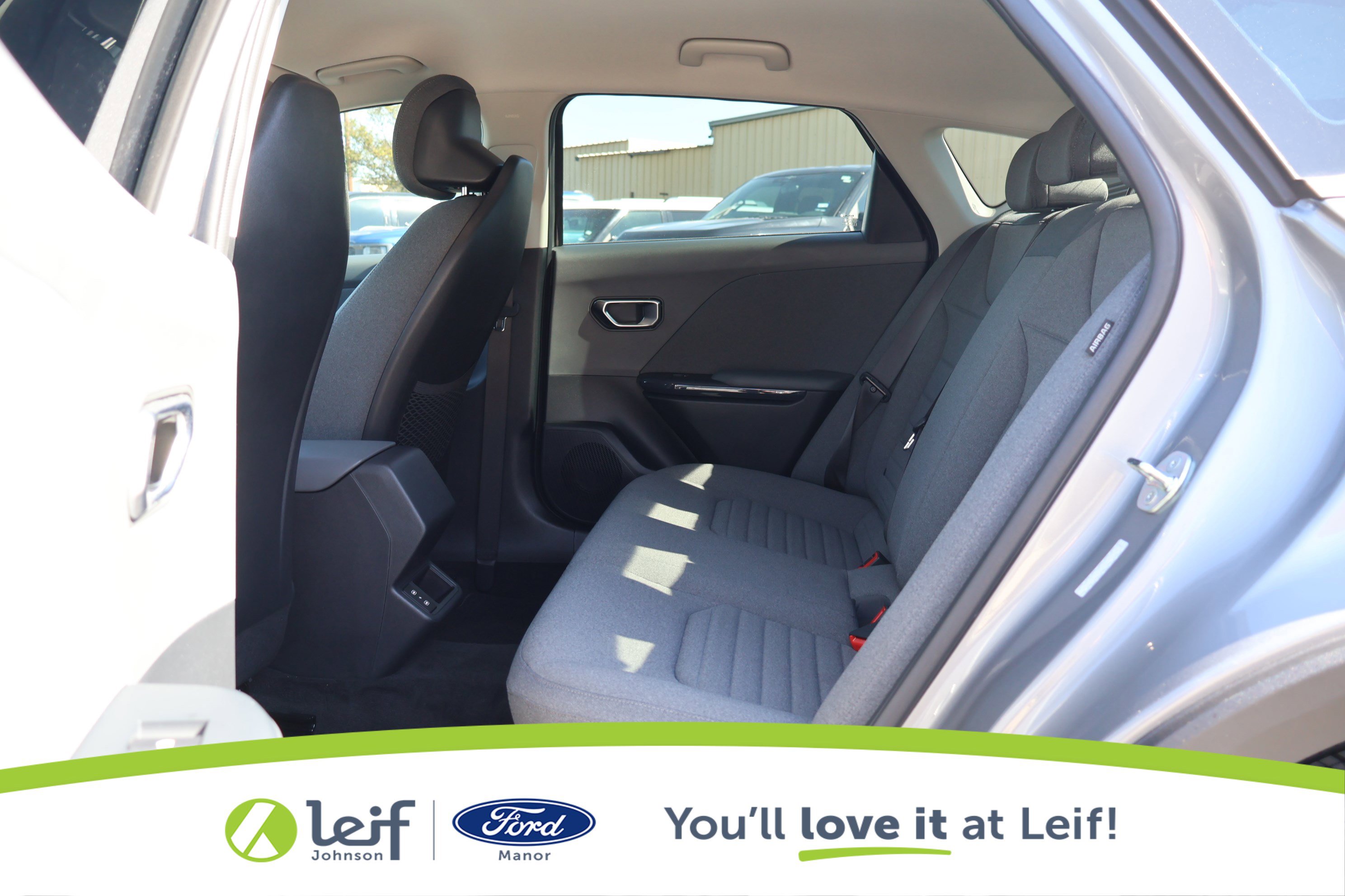 Used 2025 Kia K4 EX image 27