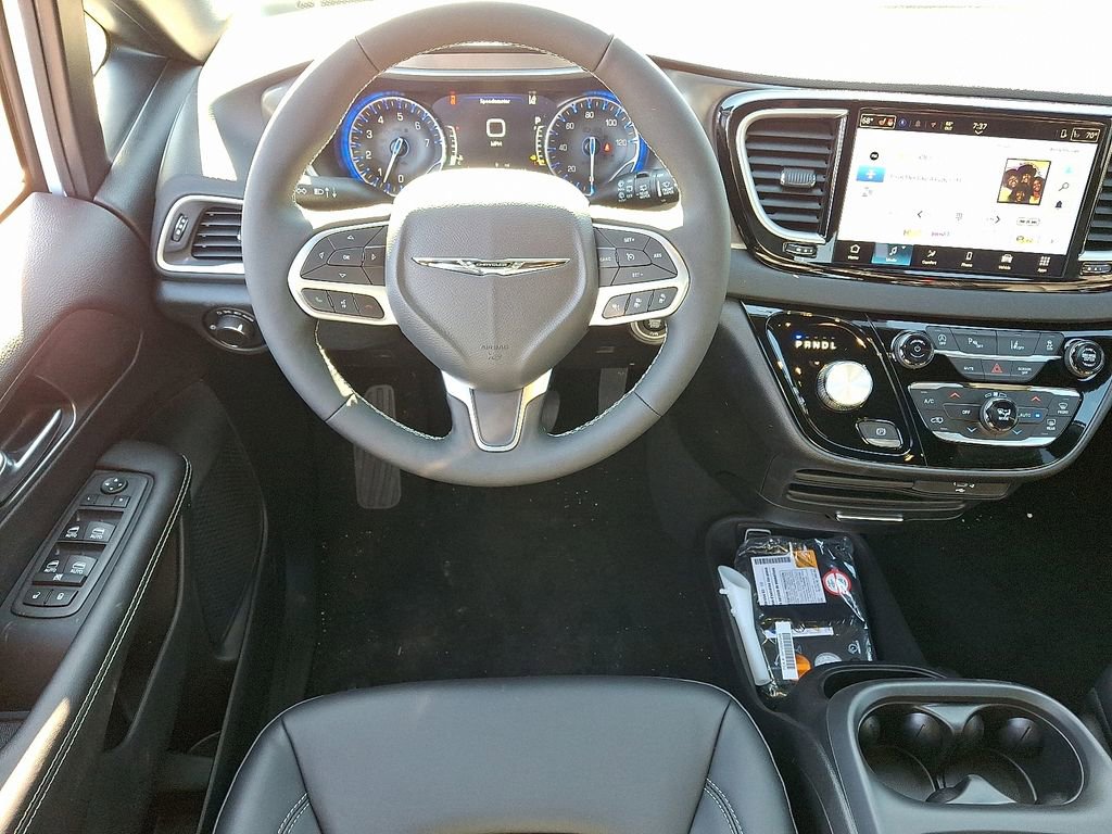 New 2026 Chrysler Voyager LX FWD image 8