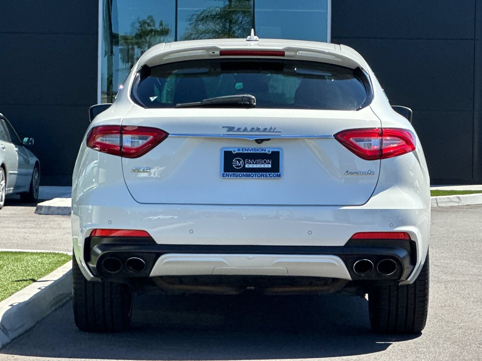 Used 2019 Maserati Levante GTS AWD/4WD image 4
