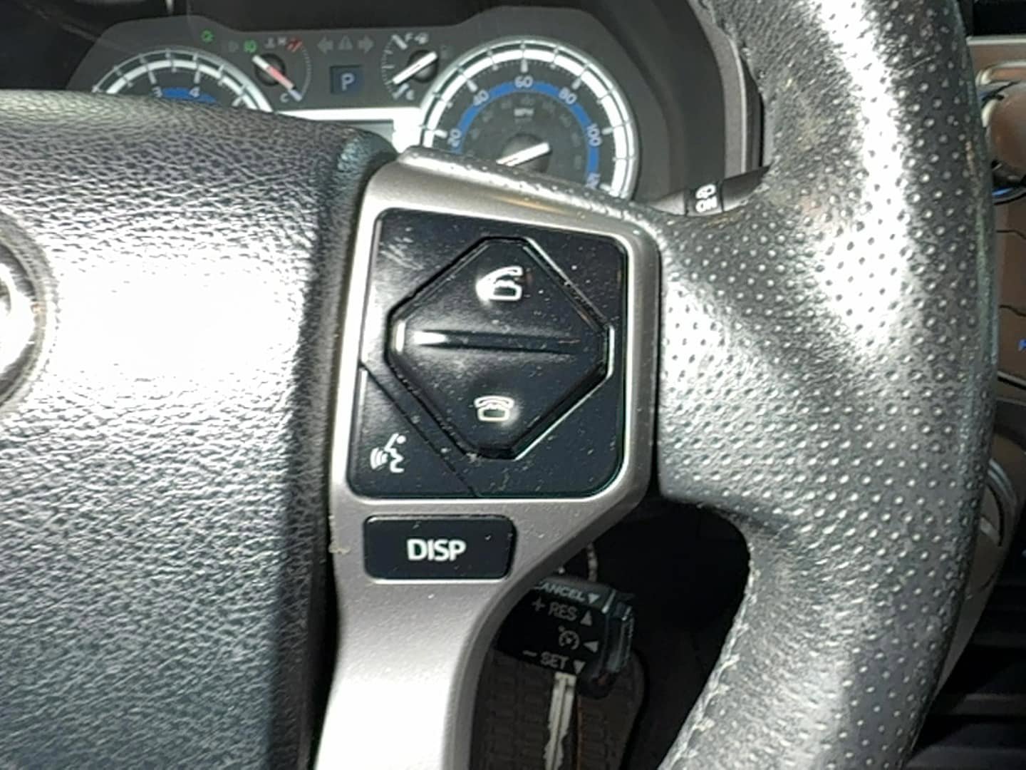 Used 2014 Toyota 4Runner SR5 image 23