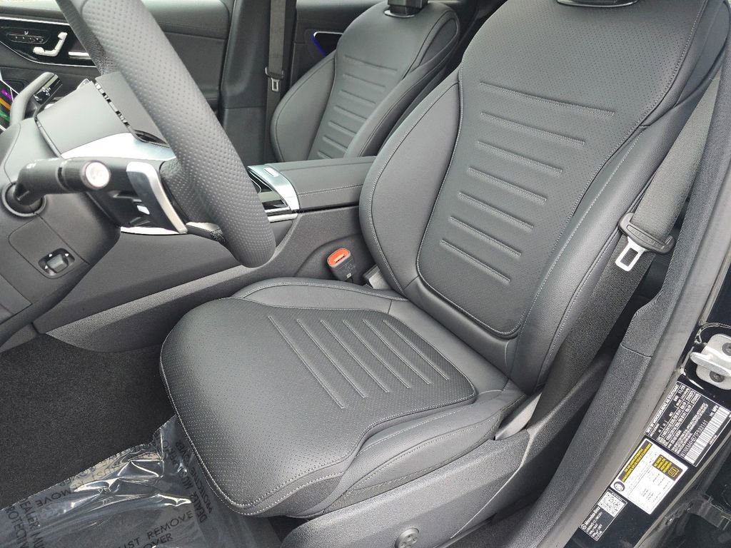 New 2026 Mercedes-Benz GLC 300 4MATIC image 23