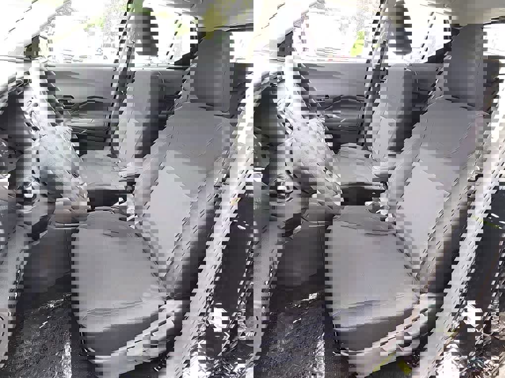 New 2025 Nissan Kicks Play S FWD image 10