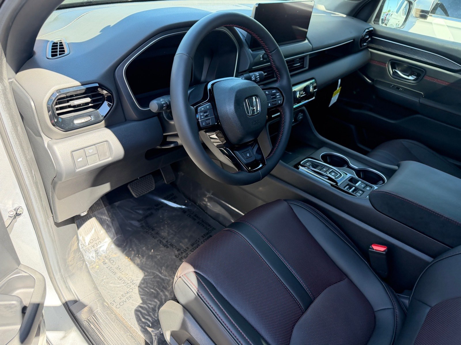 New 2026 Honda Pilot Black Edition image 10