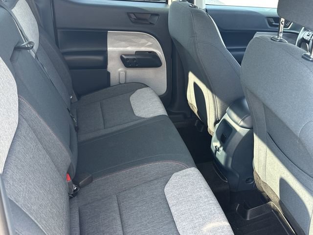 Used 2024 Ford Maverick XLT image 15