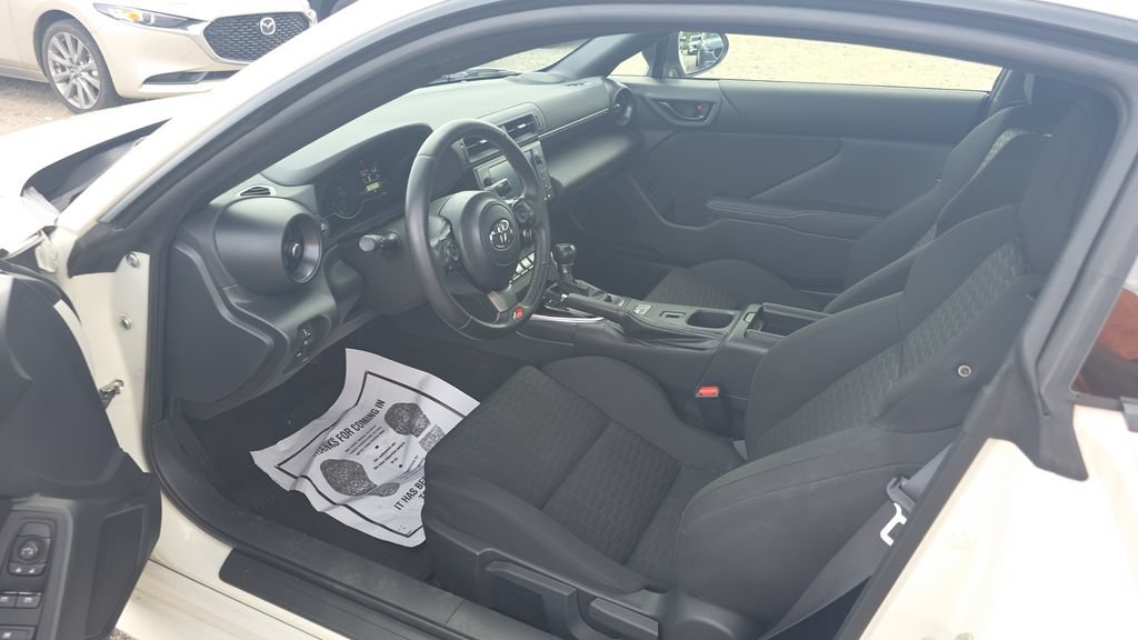 Used 2023 Toyota GR86 RWD image 22