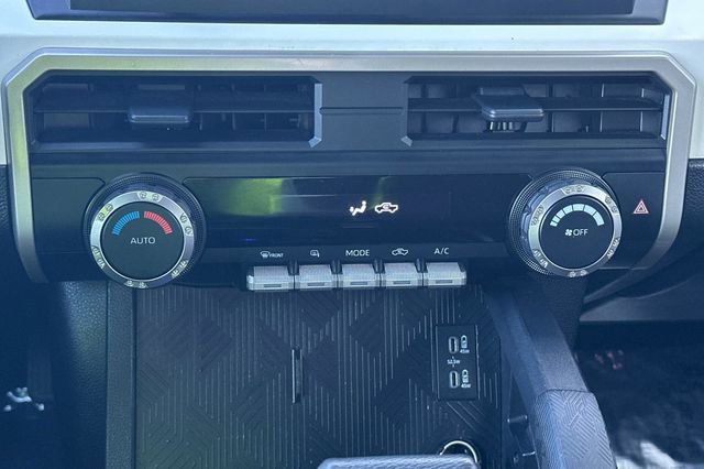 Used 2024 Toyota Tacoma TRD Off-Road image 23