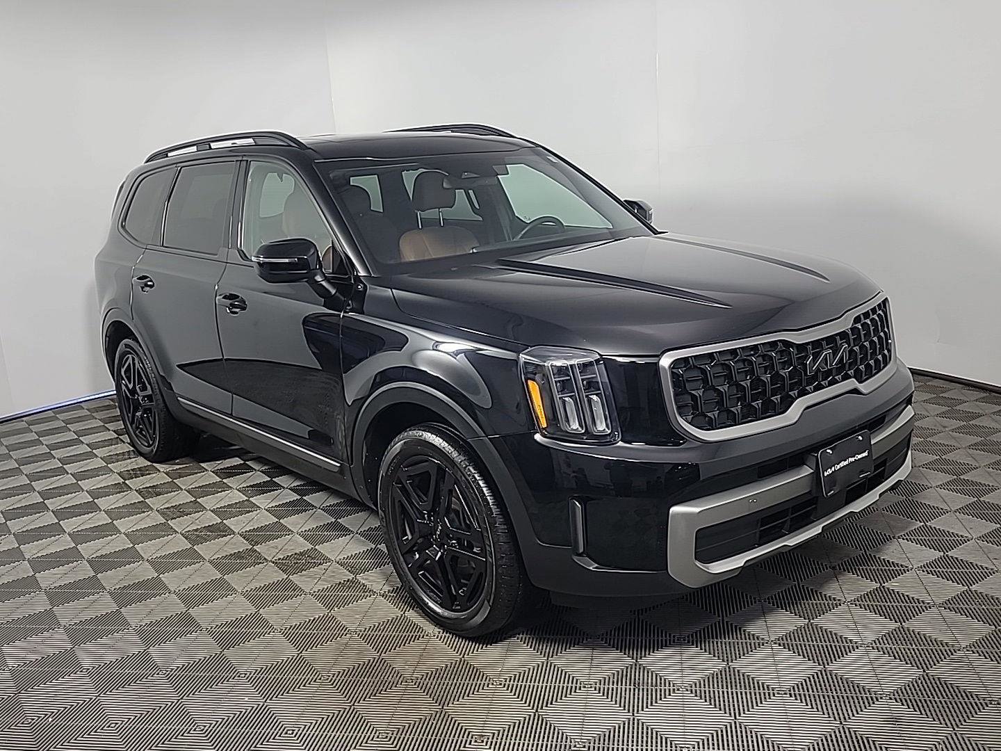 Used 2023 Kia Telluride EX X-Line image 1