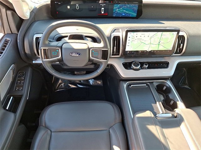 Used 2025 Ford Expedition Active image 11