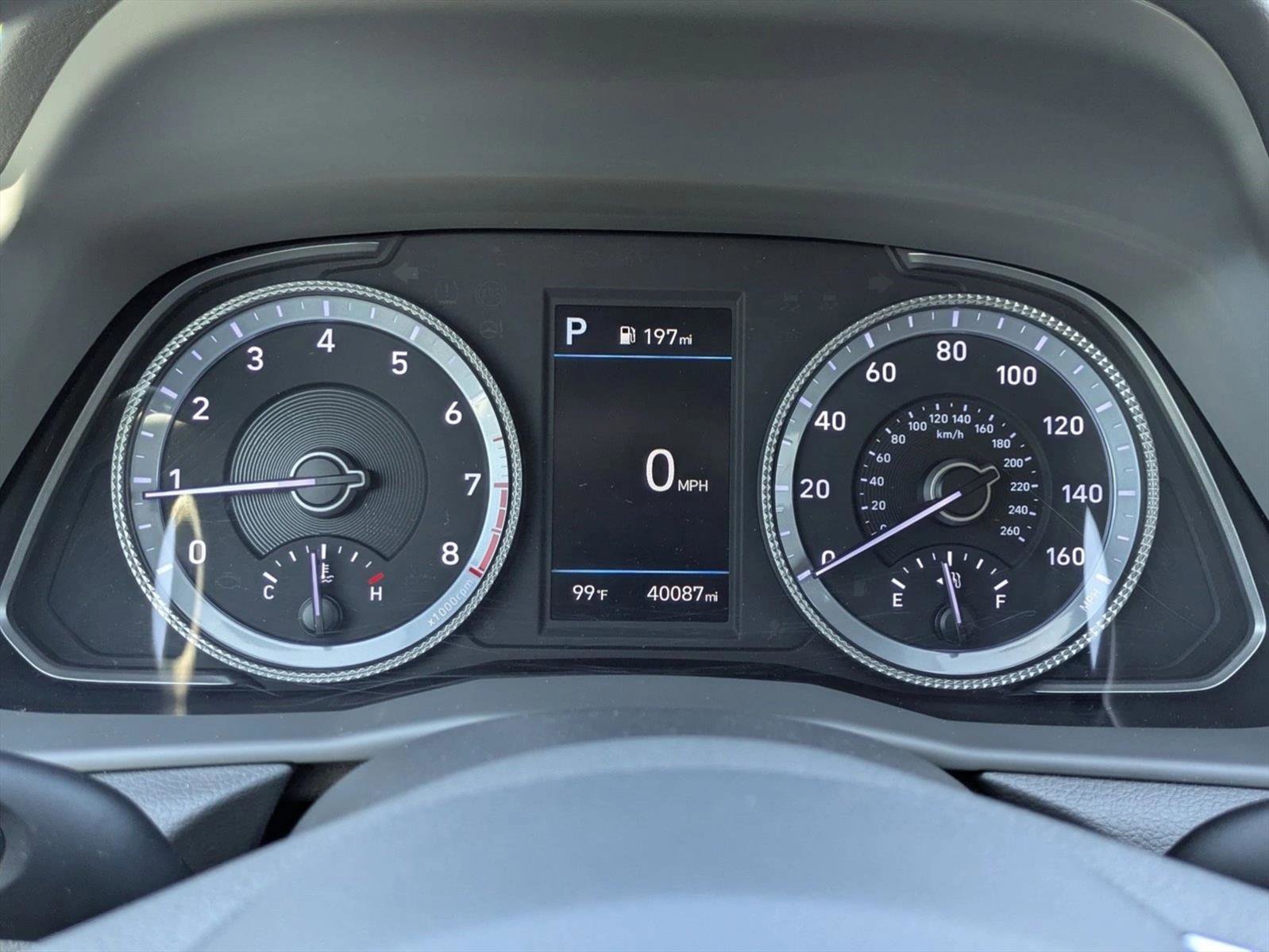Used 2022 Hyundai Sonata SEL w/ Preferred Accessory Package FWD image 11