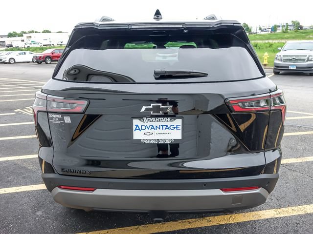 New 2026 Chevrolet Equinox LT w/ Midnight Edition FWD image 7