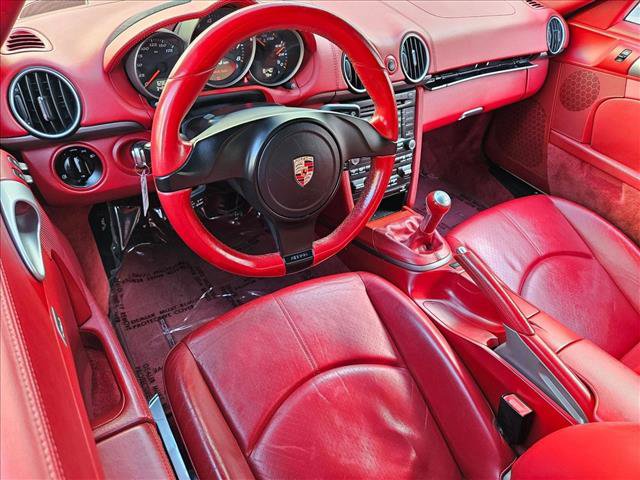 Used 2011 Porsche Cayman image 10